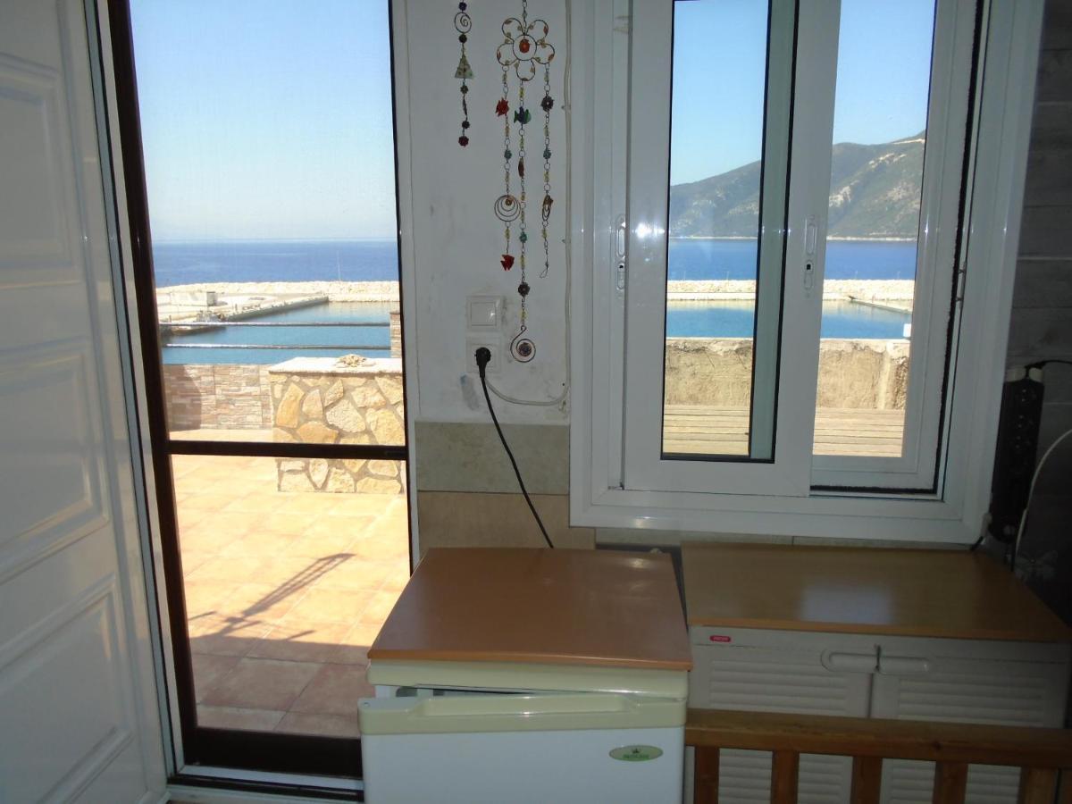 Orfeas Rooms Vasiliki Dış mekan fotoğraf
