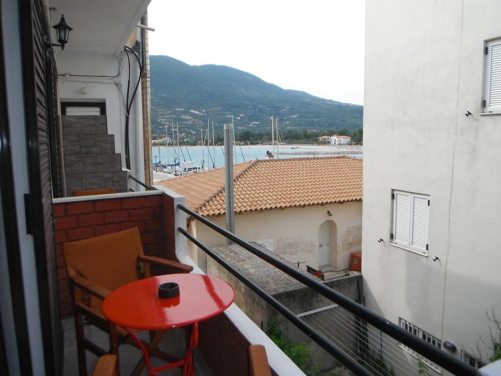 Orfeas Rooms Vasiliki Oda fotoğraf