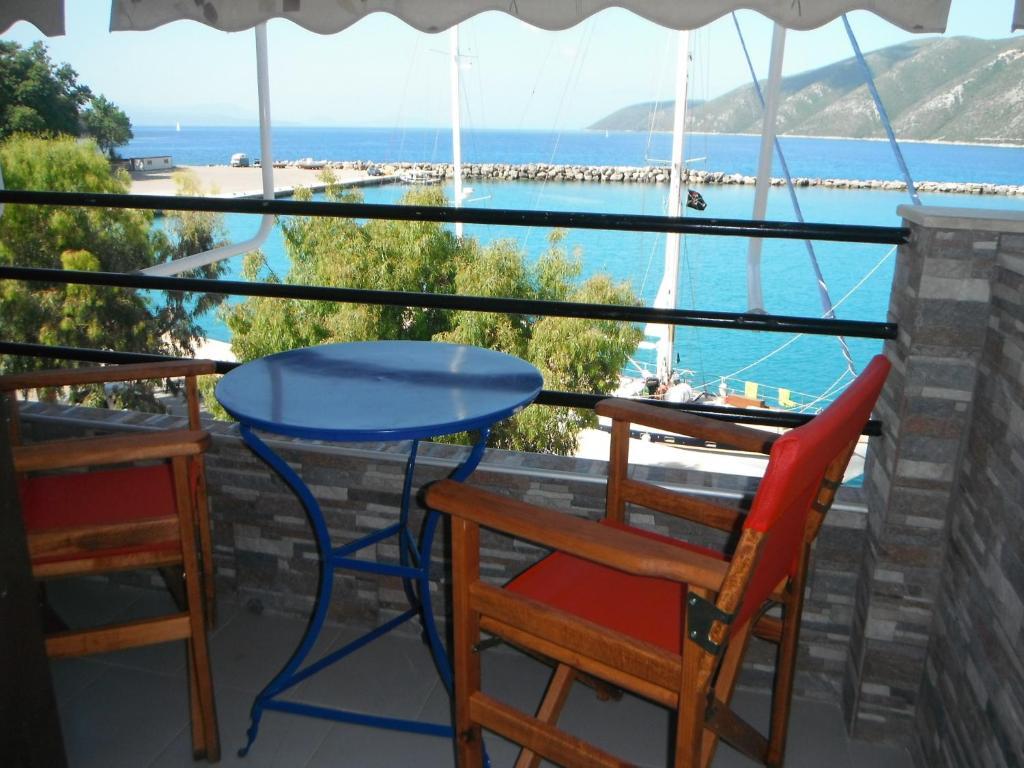 Orfeas Rooms Vasiliki Oda fotoğraf