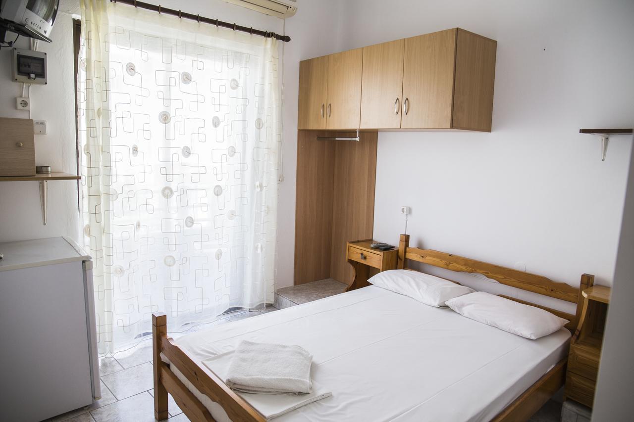 Orfeas Rooms Vasiliki Dış mekan fotoğraf